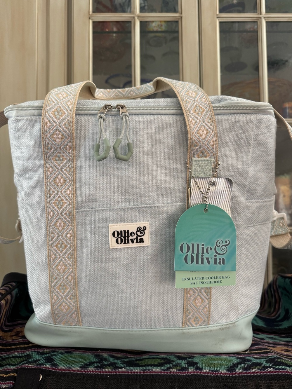 Mint Insulated Canvas Tote Ollie & Olivia